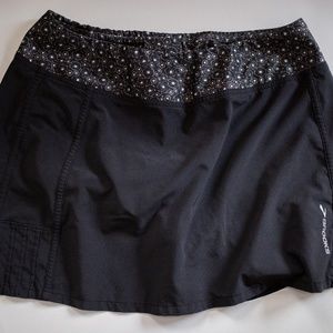 Brooks Black Athletic Skirt Running Biking Hiking Tennis Womens Size Medium